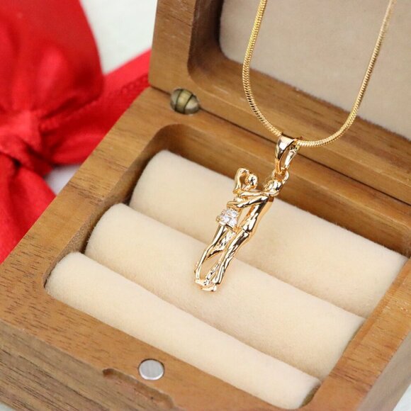 "Romantic Couple Embrace Rose Gold Pendant with Sparkling Accents, XPPT1200 - Picture 10 of 13